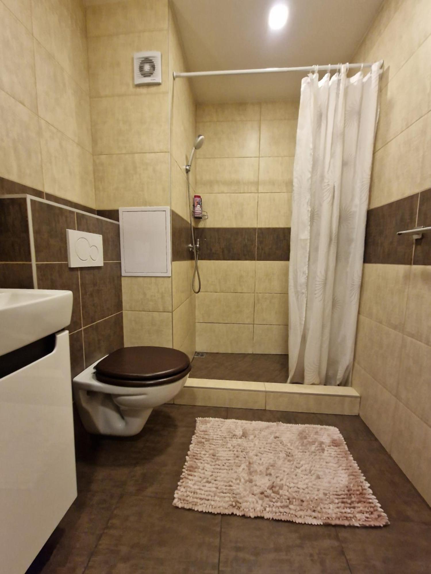 Apartman Valentina Zlin Bagian luar foto