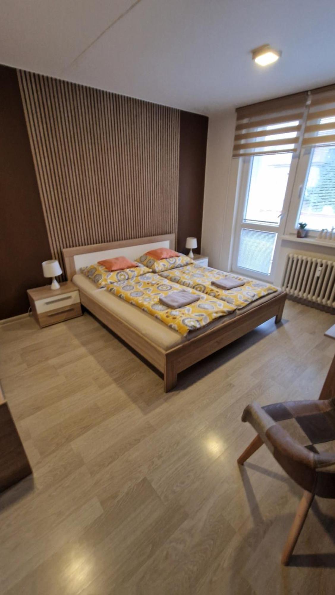 Apartman Valentina Zlin Bagian luar foto
